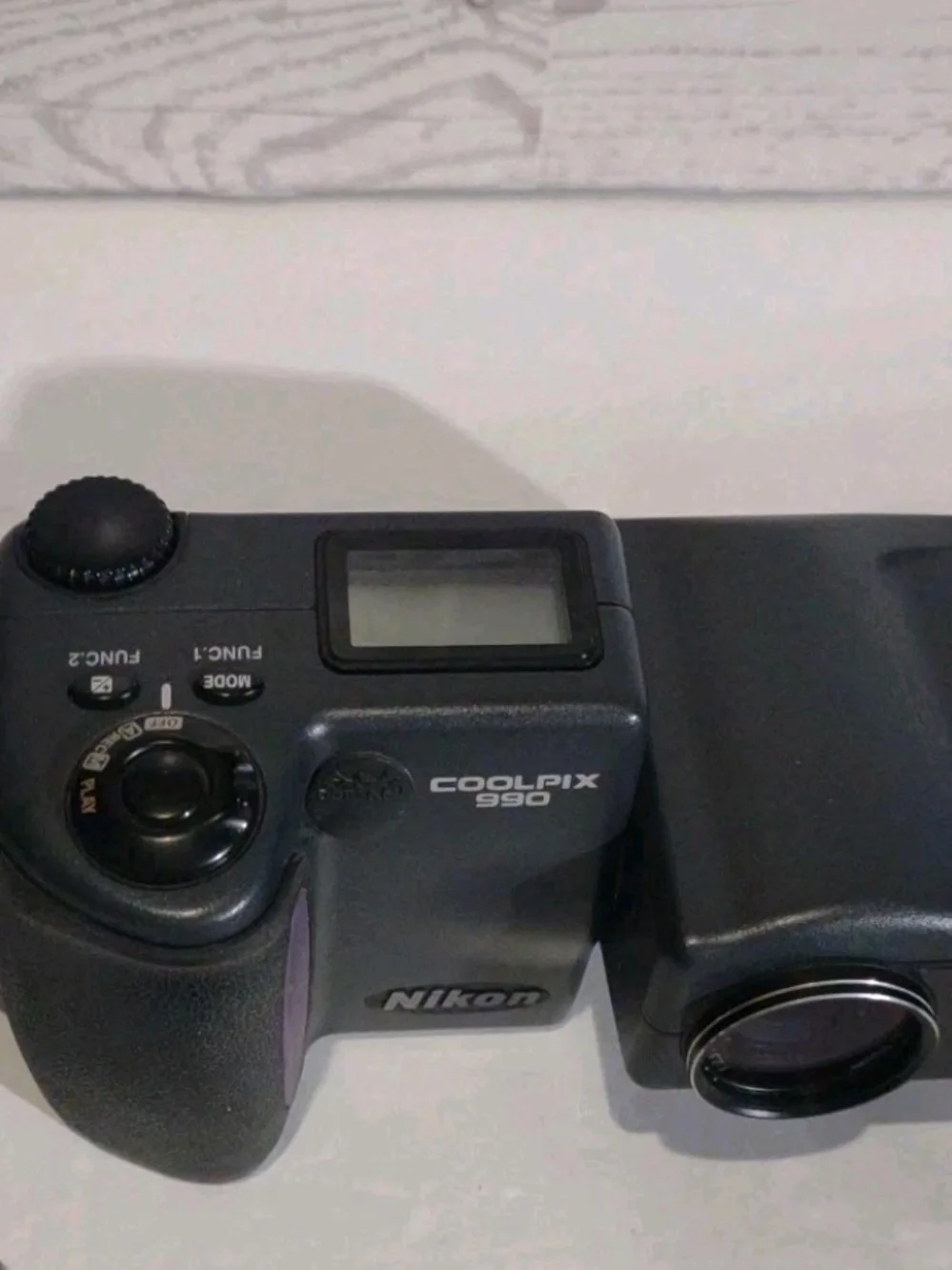 Nikon Cool Pix E990 Digital Camera Video Recorder Working Condition